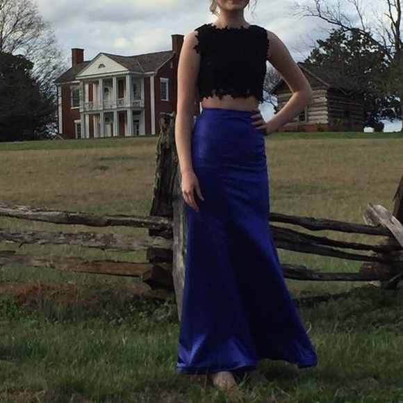 Formal Dress size 2 - Picture 1 of 2